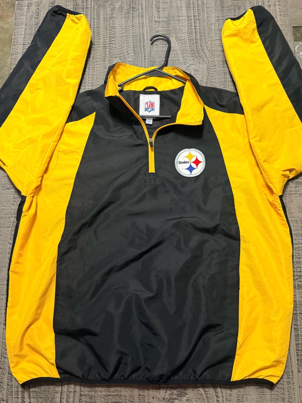 NFL Black and Yellow Pittsburgh Steelers 1/4 Zip-Front Pullover Jacket Size XL